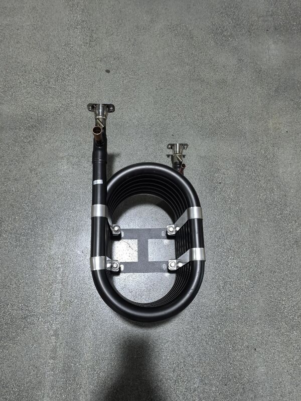 গরম করার ক্ষমতা ৬ থেকে ৩০০ কিলোওয়াট কোএক্সিয়াল তাপ এক্সচেঞ্জার যা কাজের তাপমাত্রা পরিসীমাকে সমর্থন করে -৫০ থেকে ১৫০ ডিগ্রি সেলসিয়াস